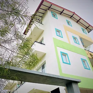 Srimadis Near Airport - Gasthuis Negombo
